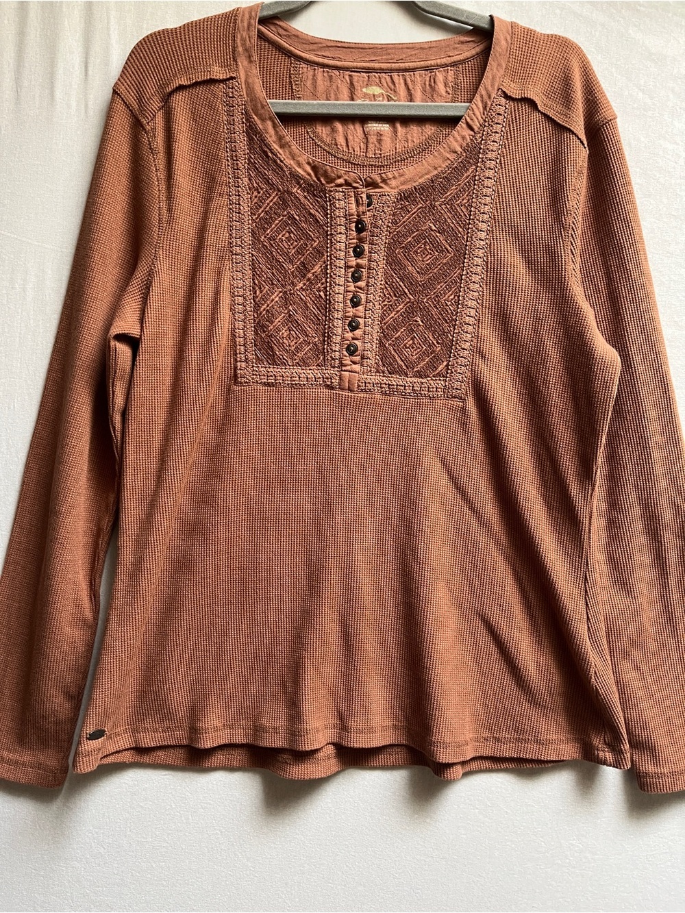 Bob Timberlake Waffle Knit Embroidered Bib Henley Top Size L